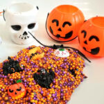halloween-slime-how-to-make